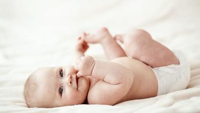 Casting bébé garçon ou fille de 6 mois pour tournage film