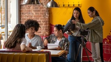 Casting figurant homme et femme de minimum 18 ans pour tournage film Netflix