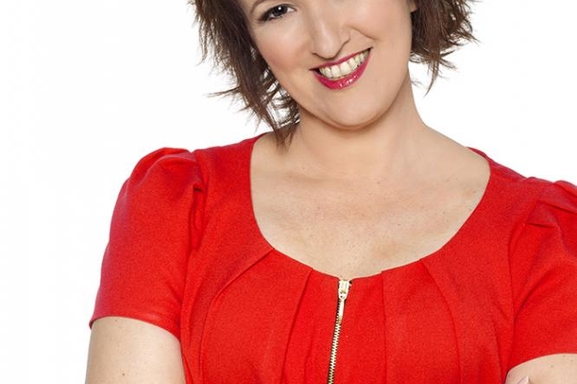 Vous aussi "aimez vous les uns les autres" pour le spectacle d'Anne Roumanoff