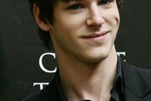 Gaspard Ulliel est légerie de Chanel !