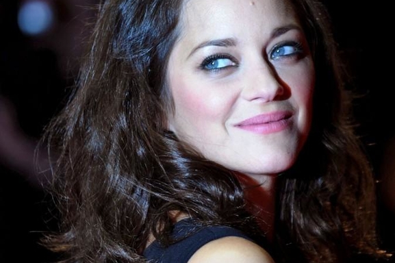 Marion Cotillard nominée pour le SAG award de la meilleure actrice dans le film "De rouille et d'os"