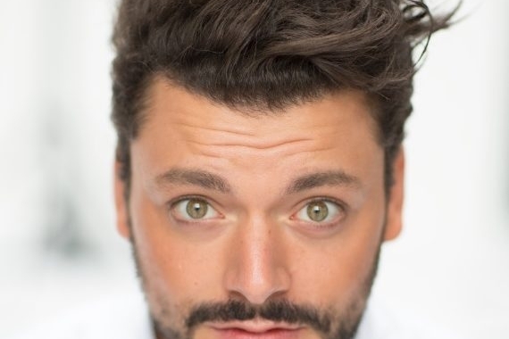 L'ouverture du" Fridge", la Comedy Room de Kev Adams est retardée mais pas annulée! Casting.fr vous raconte