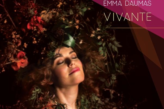 Emma Daumas et Casting.fr vous offrent son tout nouvel album: Vivante