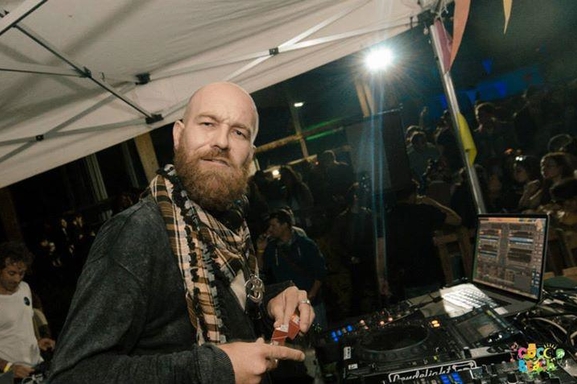 Après Sven Väth et Damian Lazarus, venez fêter l'été avec Delano Smith pour le Cocobeach