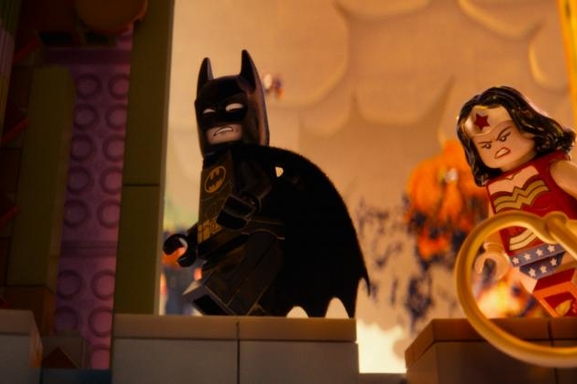 La grande aventure Lego, en tête du box office US, débarque en France !