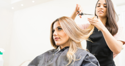 Casting coiffeur ou coiffeuse professionnel pour shooting photo