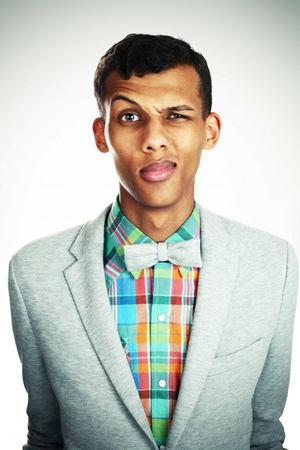 Buzzez avec Stromae!