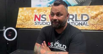 Interview de Nathan, le directeur de l'école de comédie musicale NS WORLD STUDIO INTERNATIONAL